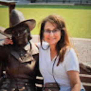 Meet your Posher, Brandi